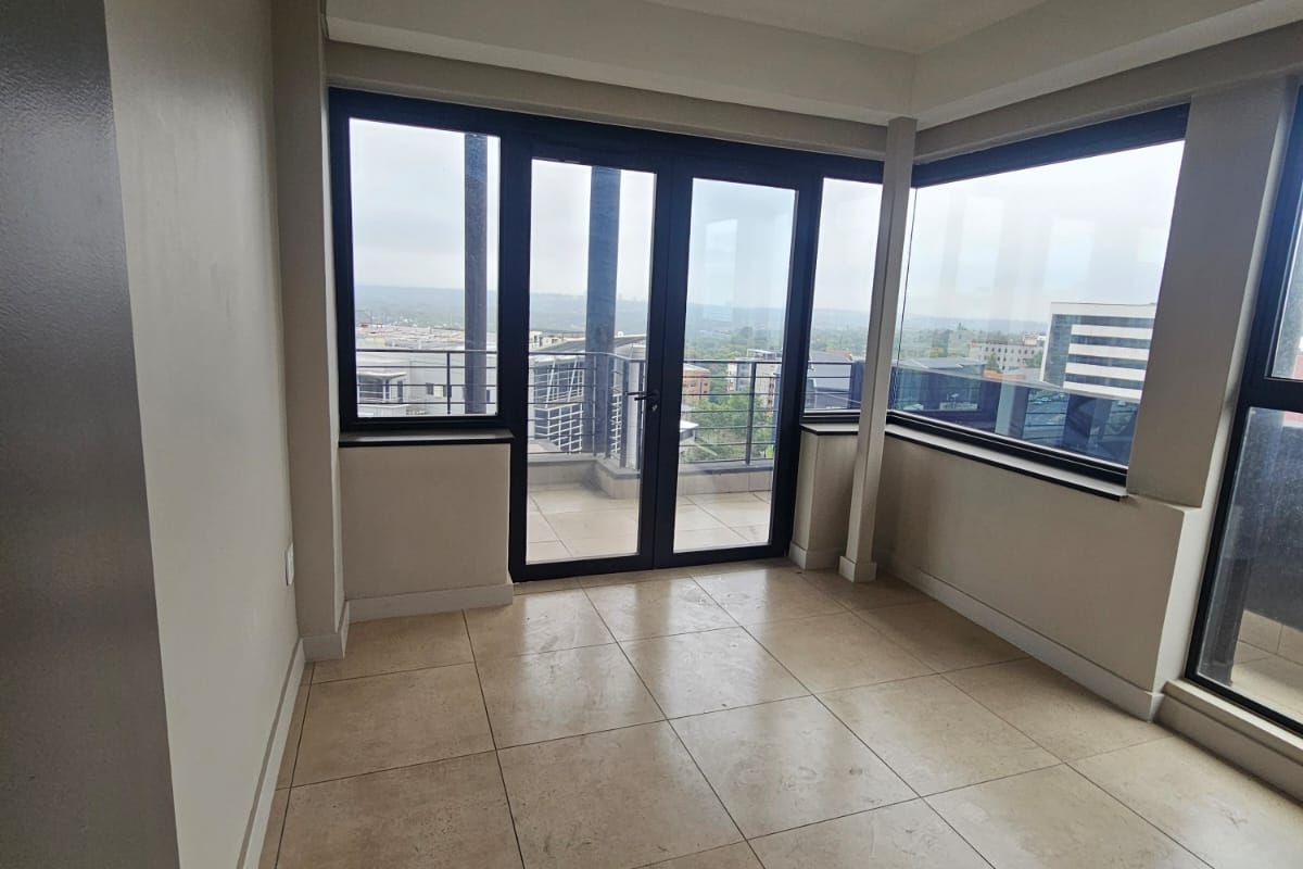 2 Bedroom Apartment for Sale, NOT TO BE MISSED!! - Photo 2