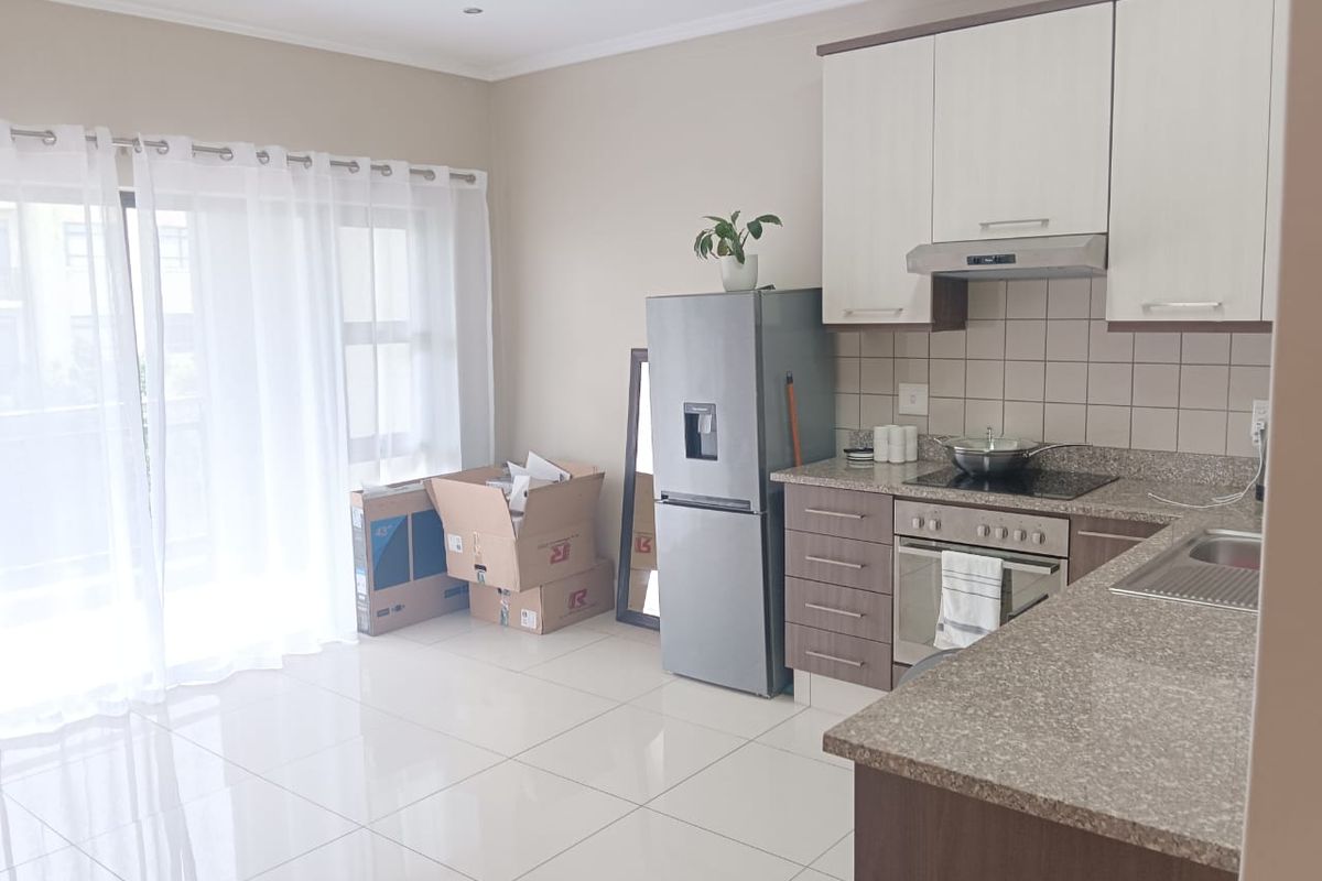 Modern 1 Bedroom Apartment for Sale in Secure Umhlanga Ridge - Photo 5