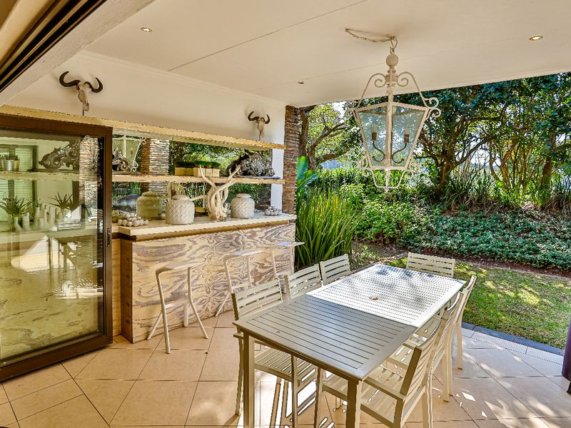 Sophisticated Designer Residence in a Zimbali Estate - Photo 8