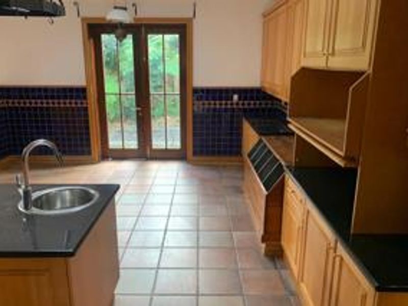 3 Bedroom House to Rent in Melrose - Photo 5