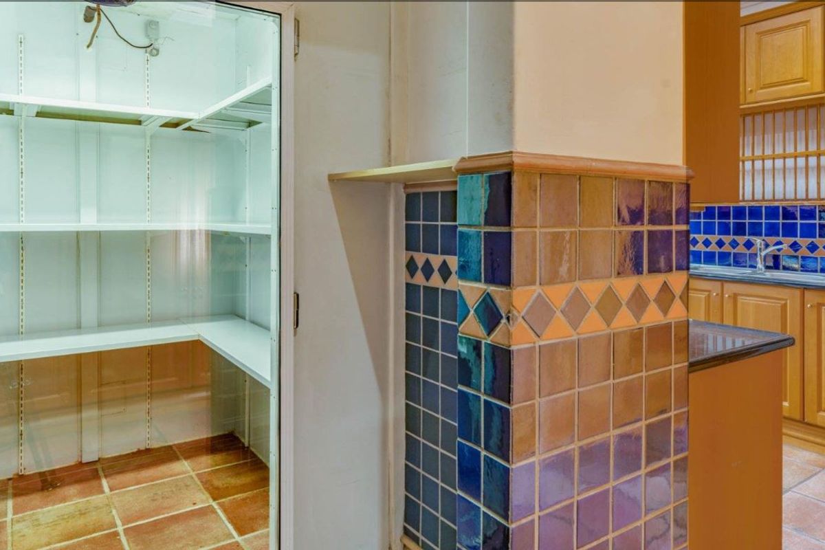 3 Bedroom House to Rent in Melrose - Photo 3