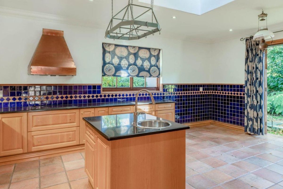 3 Bedroom House to Rent in Melrose - Photo 2