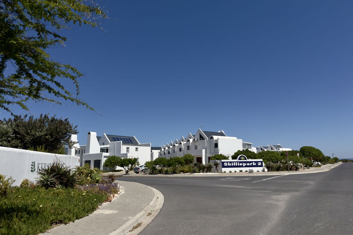 Prime Corner Stand Offering Space, Flexibility and Strong Future Value - Photo 4