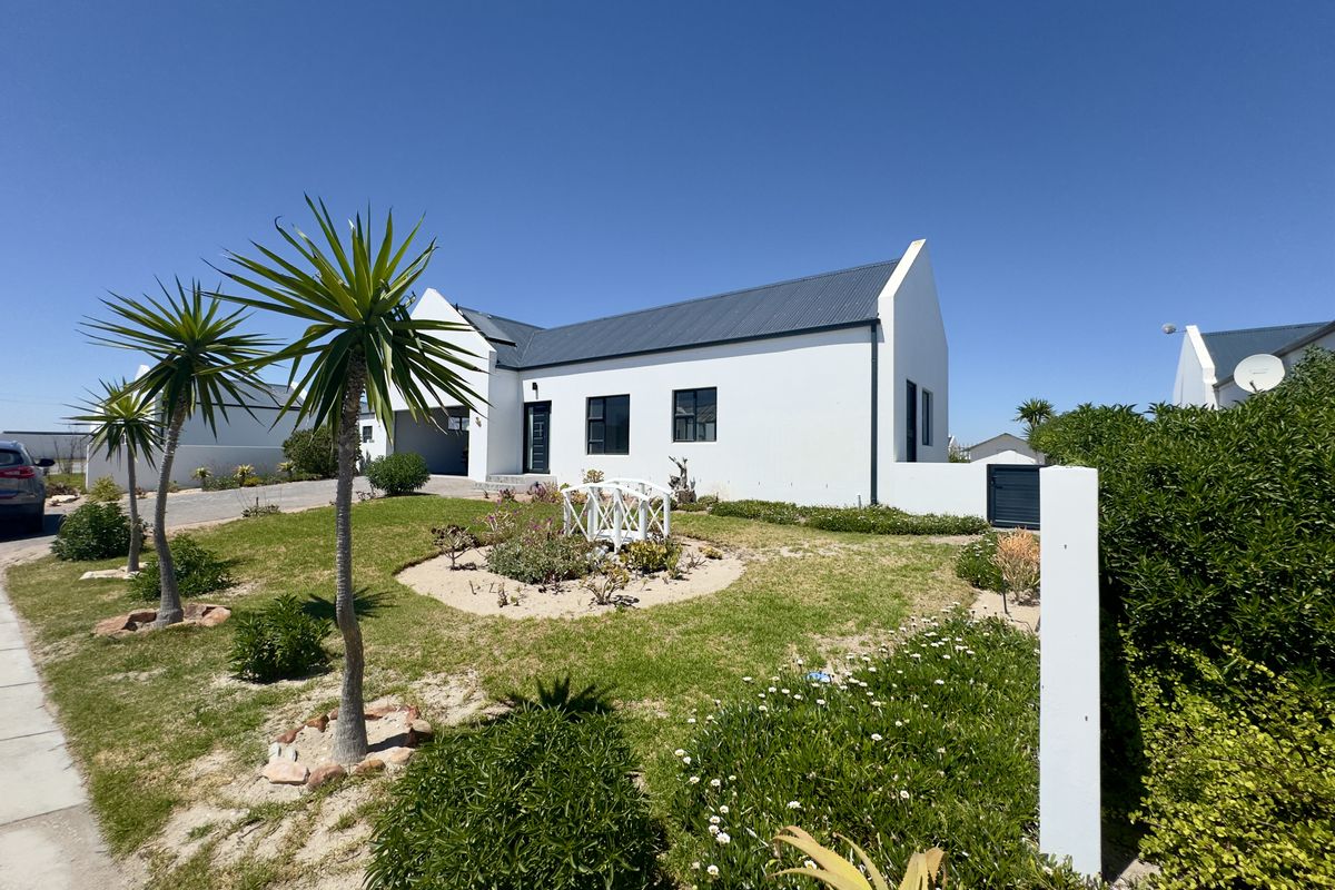 Modern 3-Bedroom Home in Atlantic Shores Private Estate - Photo 3