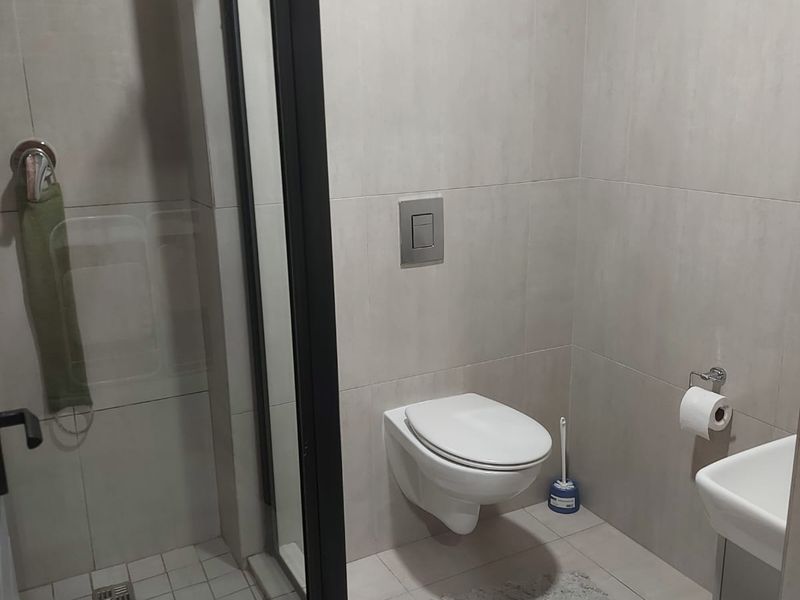 Modern One Bedroom unit located in Umhlanga ridge. - Photo 9