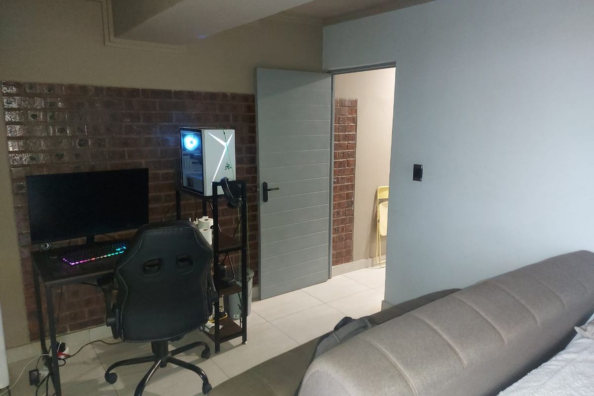 Modern One Bedroom unit located in Umhlanga ridge. - Photo 4