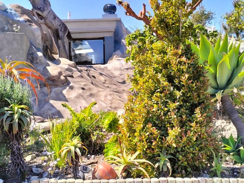 House For Sale in Baardkeerdersbos with Panoramic views - Photo 3