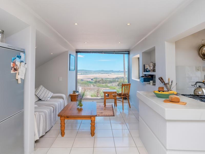 House For Sale in Baardkeerdersbos with Panoramic views - Photo 6