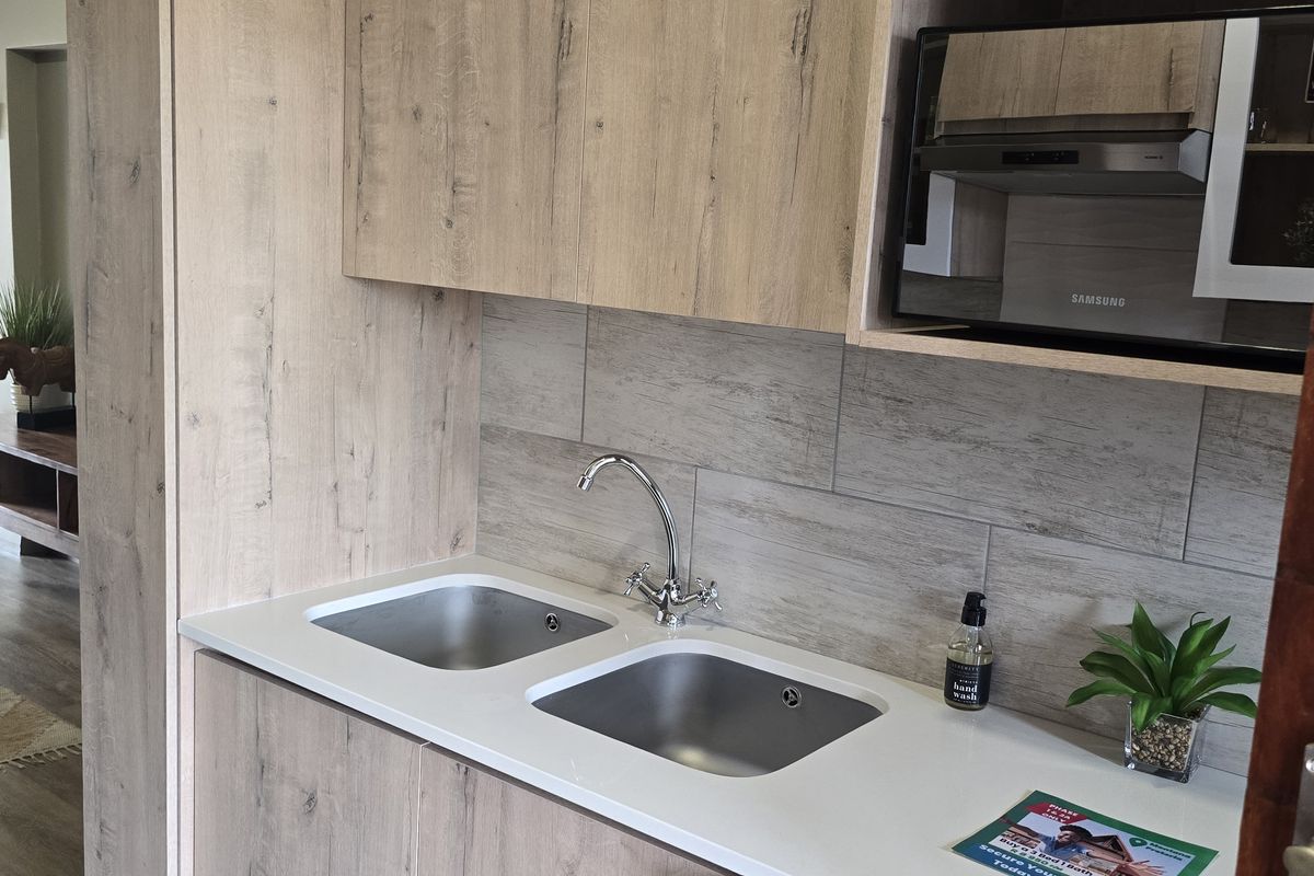 Apartment For Sale In Pretoria - Photo 4