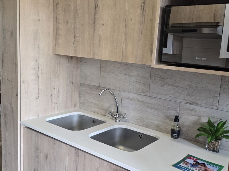 Apartment For Sale In Pretoria - Photo 4