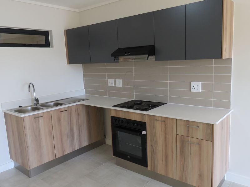 Unfurnished 1 bed Apartment to rent in Greenbay Eco Estate - Photo 3