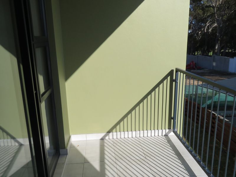 Unfurnished 1 bed Apartment to rent in Greenbay Eco Estate - Photo 9