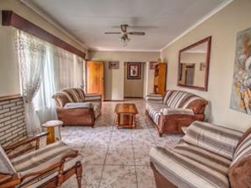 Secure Family Living! - Photo 8