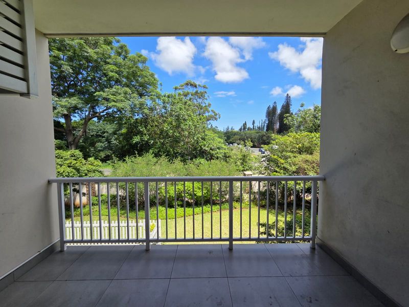 Modern Elegance in the Heart of Manor Estate - Photo 3