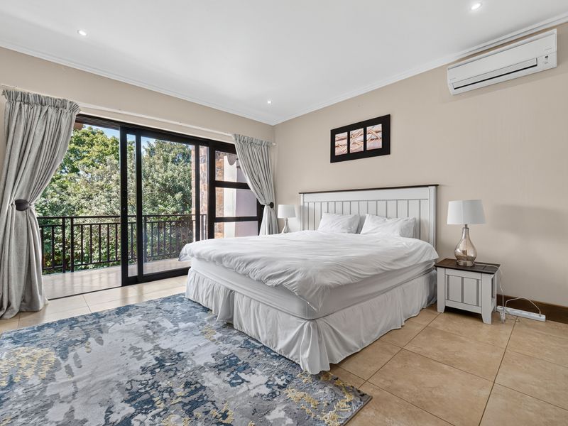 Beautifully positioned 4-bedroom, 4.5-bathroom townhouse in Zimbali Estate - Photo 10