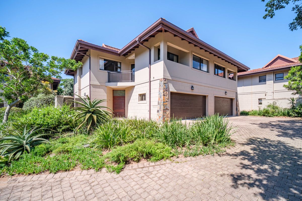 Beautifully positioned 4-bedroom, 4.5-bathroom townhouse in Zimbali Estate - Photo 2