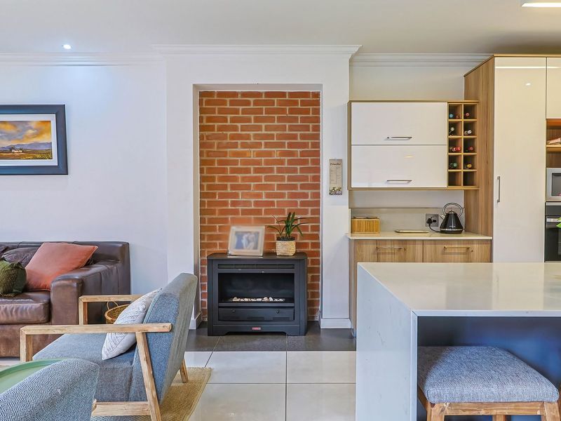 Modern, Energy-Efficient Family Home with Beautifully Redone Garden - Photo 5