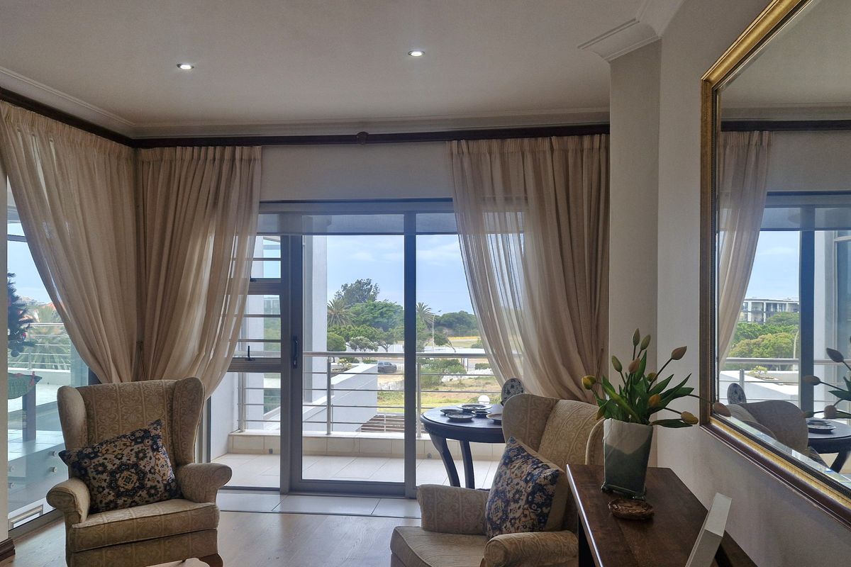 Unparalleled Coastal Luxury in Jeffreys Bay - Photo 4