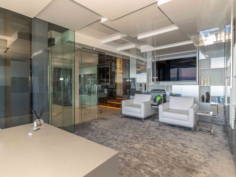 Seven-Level SAOTA Residence with Endless Atlantic Views in Clifton - Photo 4