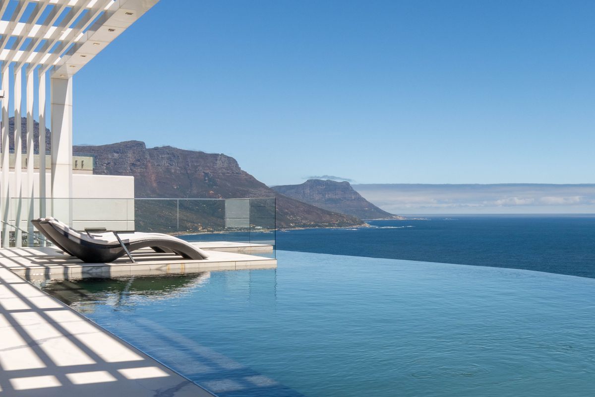 Seven-Level SAOTA Residence with Endless Atlantic Views in Clifton - Photo 3