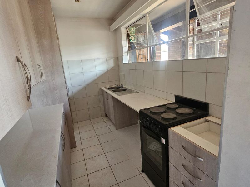 Newly Renovated Apartment for Rent DONT MISS OUT - Photo 5