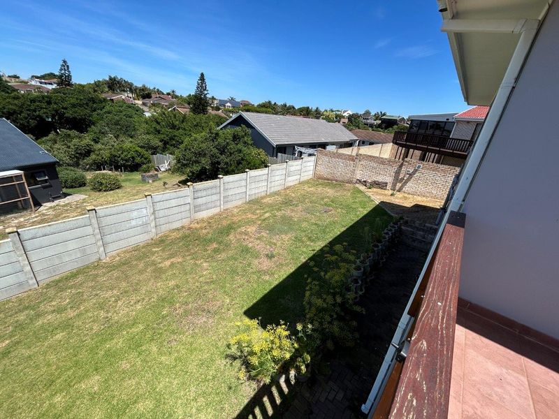 LOVELY NEAT 4  BEDROOM HOME IN NOORSEKLOOF AREA. - Photo 10