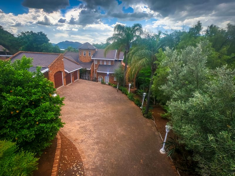 Spacious 4-Bedroom Family Home in Ifafi - Photo 2