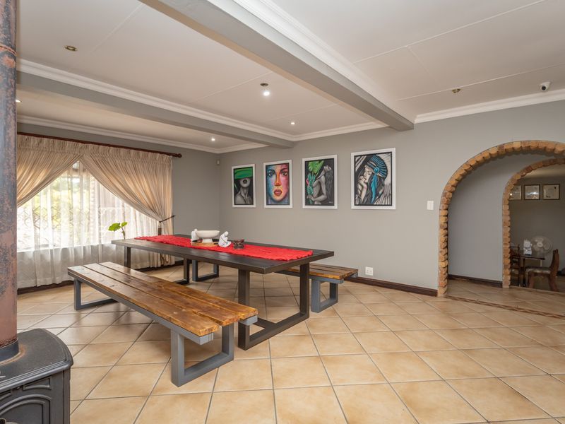 Spacious 4-Bedroom Family Home in Ifafi - Photo 10