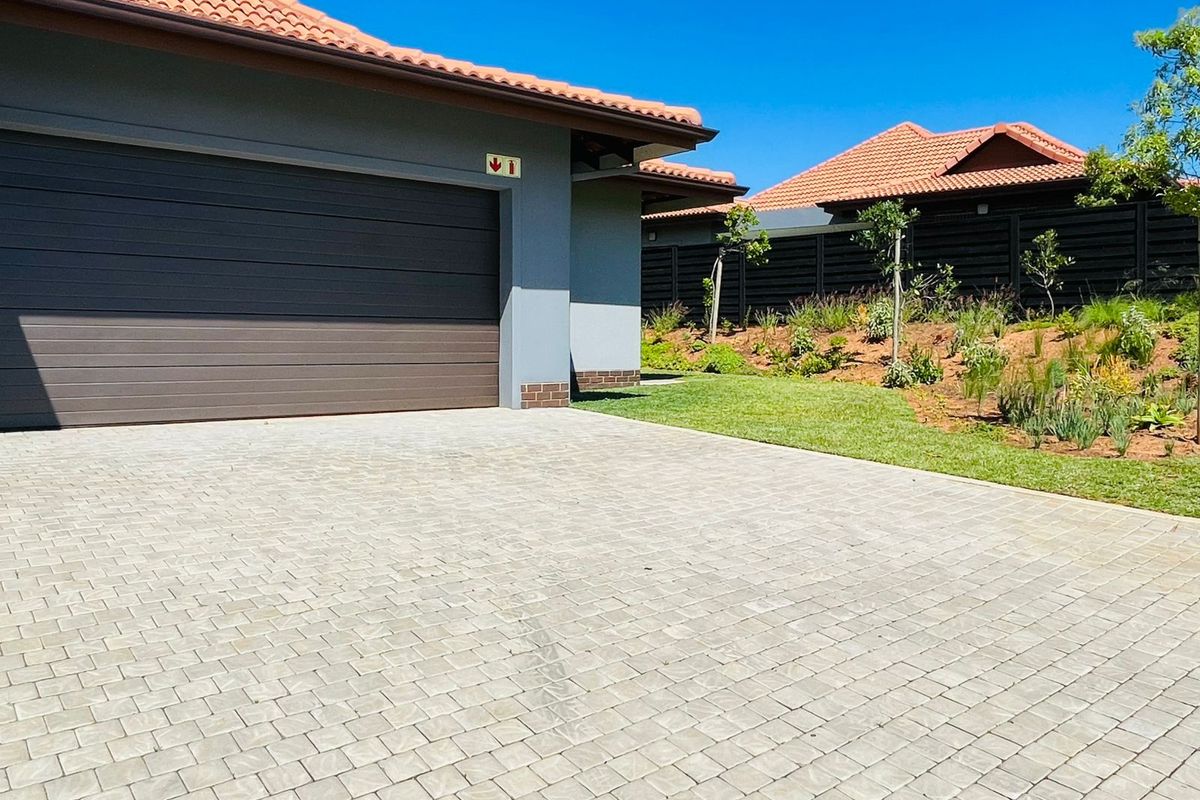 ✨ Stunning 3-Bedroom Home for Sale in Exclusive Izinga Ridge! ✨ - Photo 3