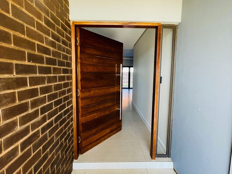 ✨ Stunning 3-Bedroom Home for Sale in Exclusive Izinga Ridge! ✨ - Photo 8