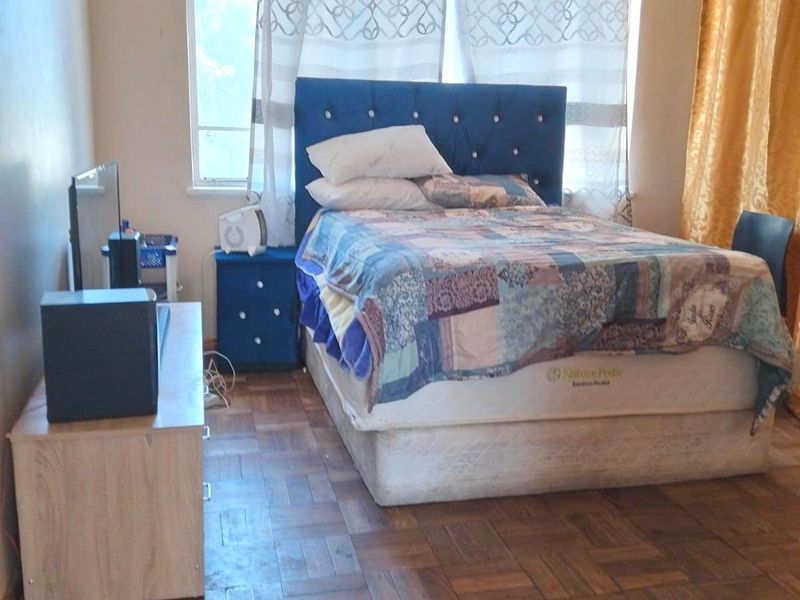 CENTRAL BACHELOR APARTMENT FOR SALE - Photo 4