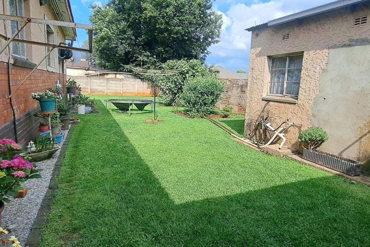 3 Bedroom house for sale in Brakpan - Photo 2