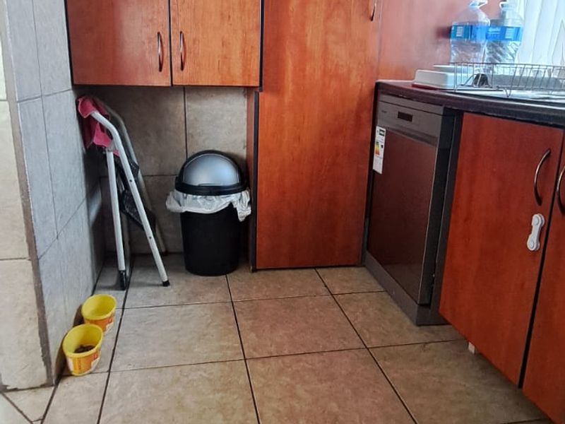 3 Bedroom house for sale in Brakpan - Photo 6