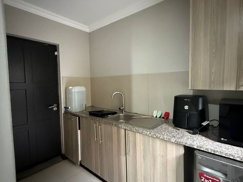 House Rental Monthly In Witbank - Photo 2