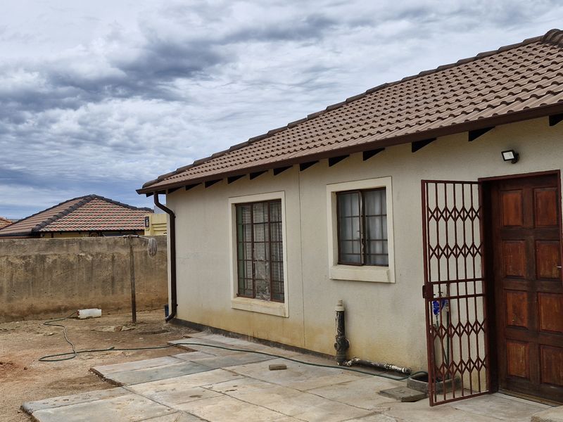 🌟 3 Bedroom House for Sale in Nellmapius – Bali Village | R900 000 🌟 - Photo 5