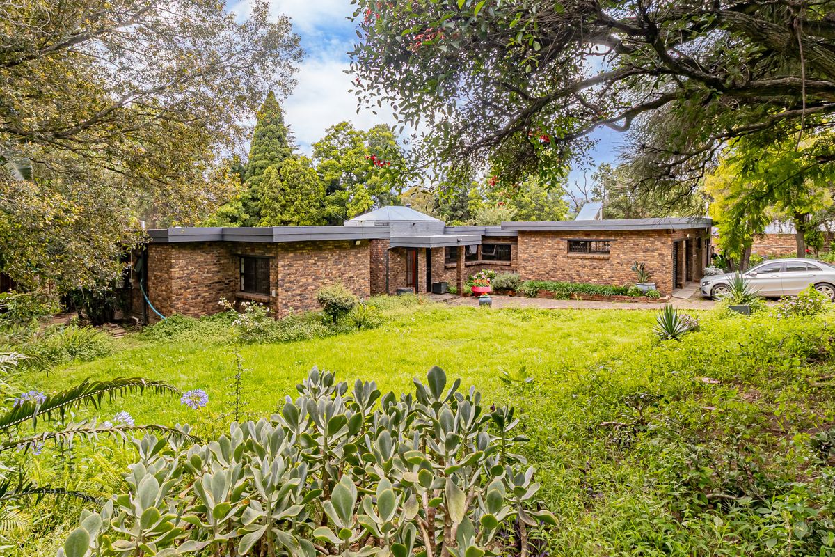 House Pending Sale In Randburg - Photo 2
