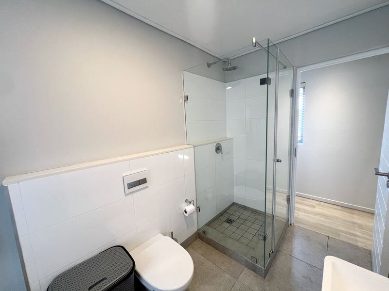 Modern 3-Bedroom Home for Rent in the Prestigious Le Parc Residential Estate – Paarl South -1st June - Photo 10