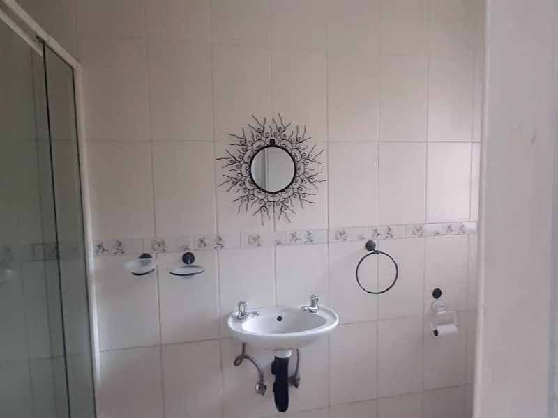 Modern Upgraded Cluster in Sought After Complex! - Photo 10