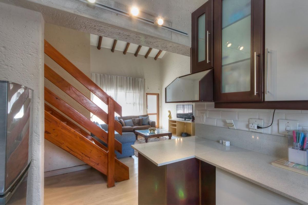 Apartment Rental Monthly In Sandton - Photo 2