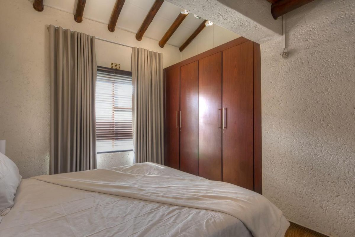 Apartment Rental Monthly In Sandton - Photo 5