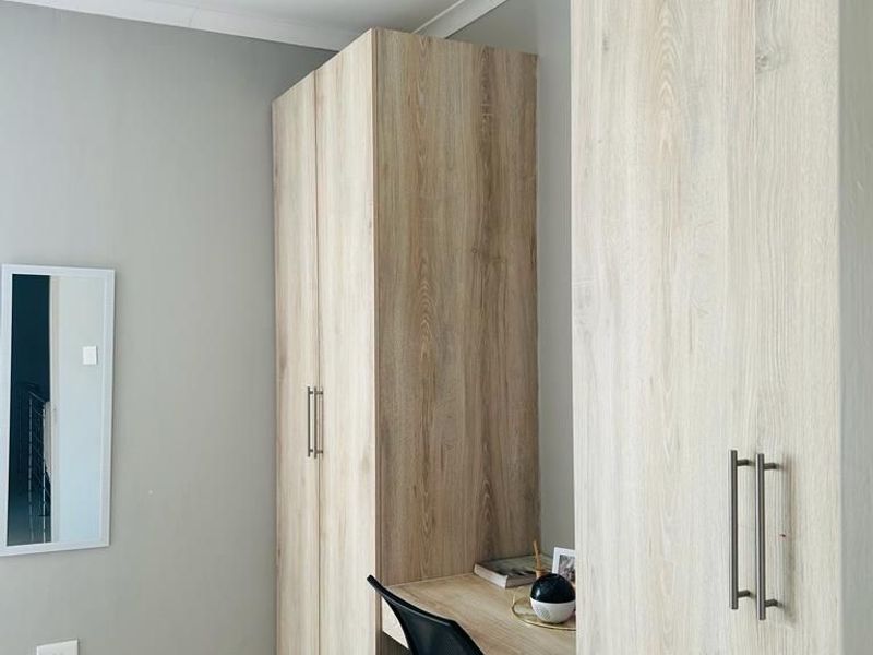 Townhouse For Sale In Witbank - Photo 10