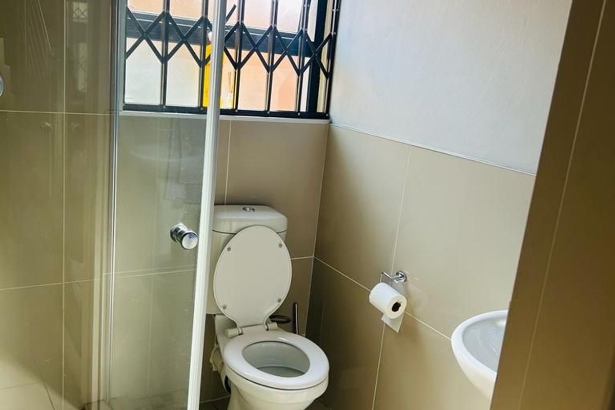 Townhouse For Sale In Witbank - Photo 4