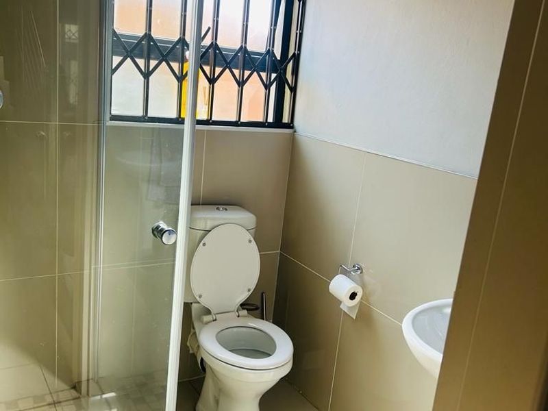 Townhouse For Sale In Witbank - Photo 4