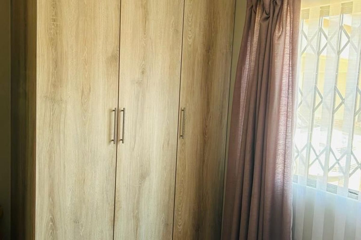 Townhouse For Sale In Witbank - Photo 5