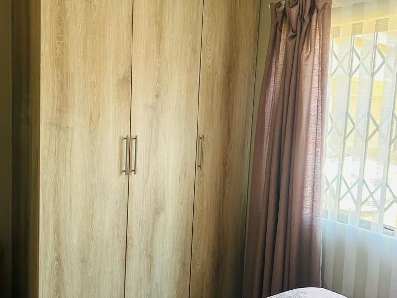 Townhouse For Sale In Witbank - Photo 5