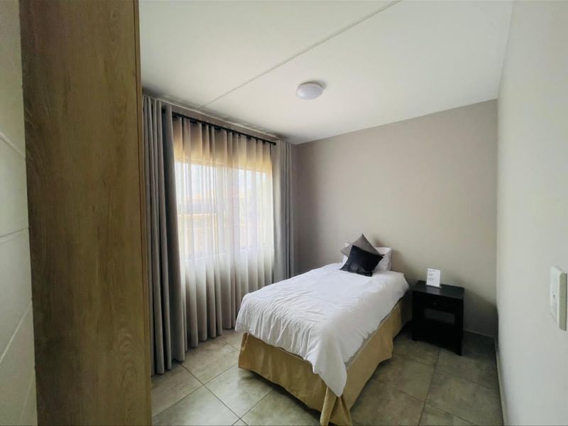 Townhouse For Sale In Witbank - Photo 9