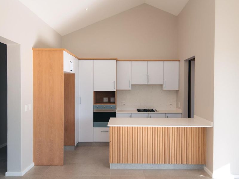 Modern 3-Bedroom Home at The Stables – Luxury Estate Living - Photo 3