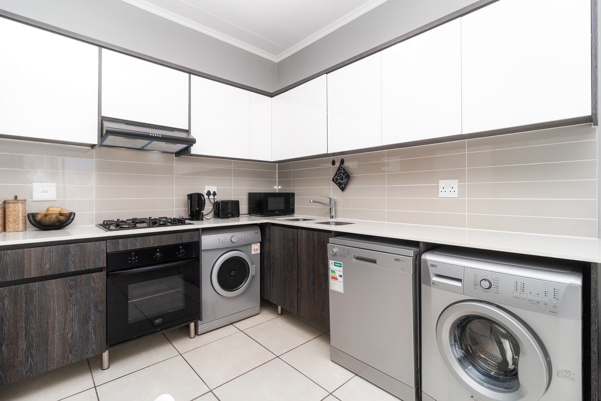 Perfect for Living in Style or as a Prime Investment Opportunity - Photo 2