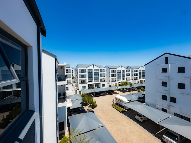 Perfect for Living in Style or as a Prime Investment Opportunity - Photo 9