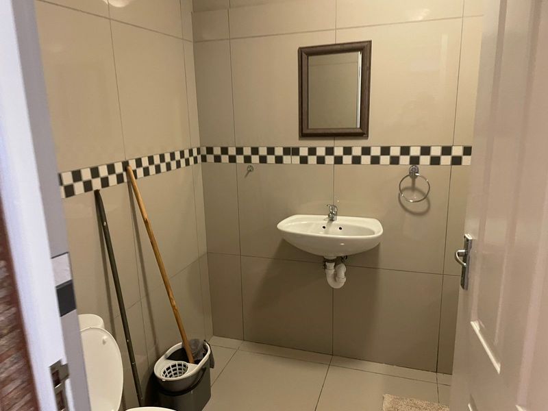 furnished 2 bedroom apartment in The Sandz mid Strand - Photo 9